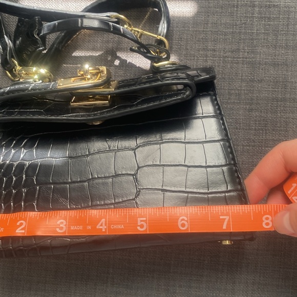 Princess Polly Peta and Jain Crocodile print black crossbody with gold hardware - Picture 8 of 16